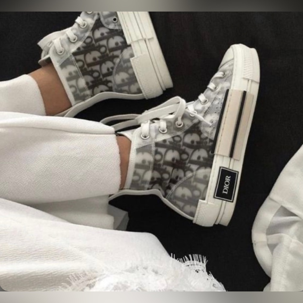 DIOR B23 high top logo sneakers white and black oblique canvas size 37